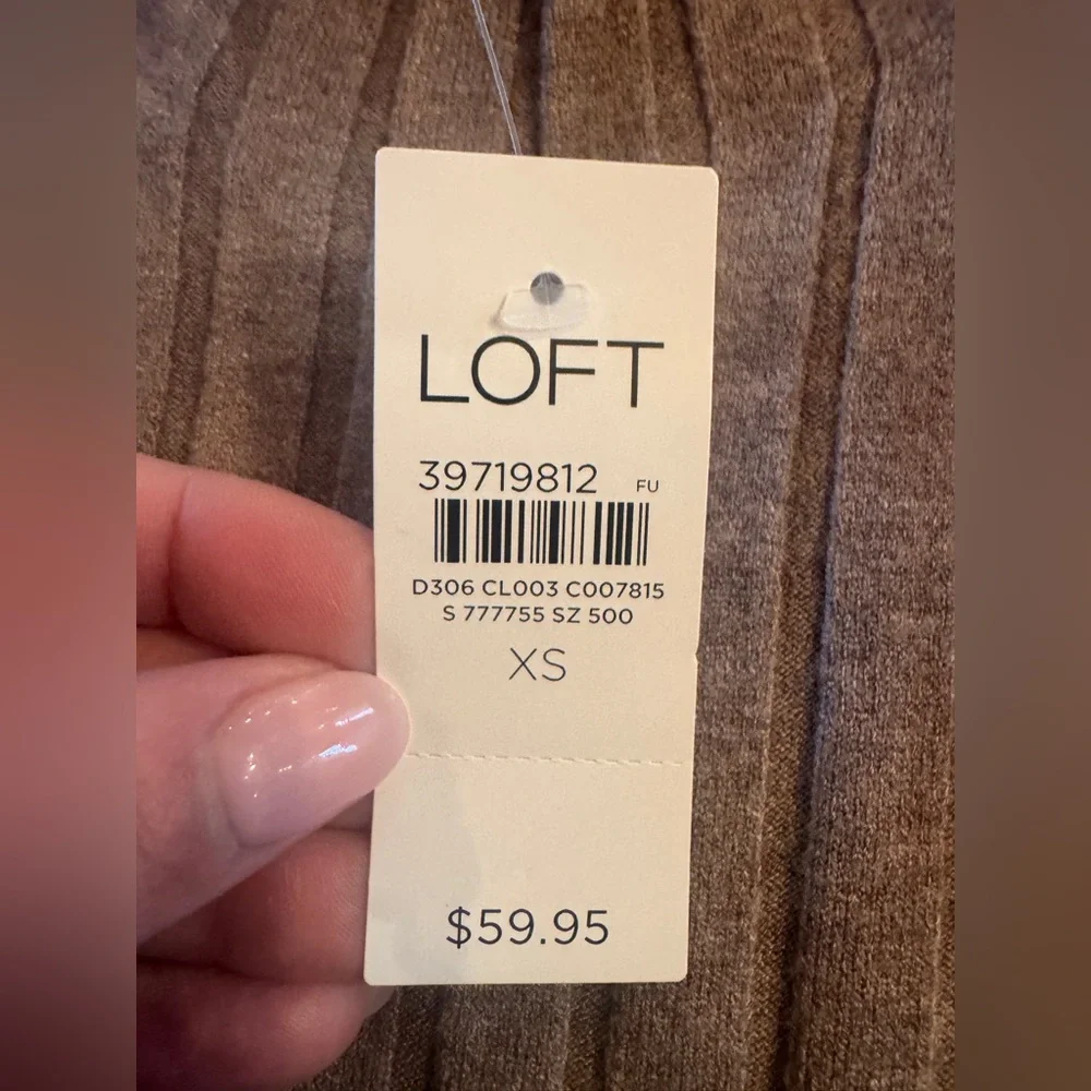 NWT Loft ribbed top - Picture 2 of 6